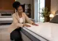 Matelas ergonomique pour soulager le mal de dos et choisir literie